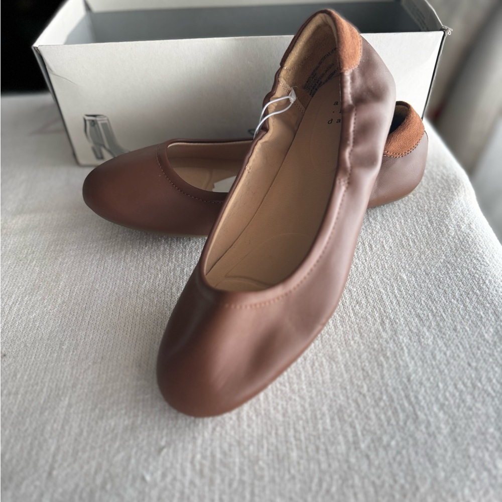 A New Day Brown Leather Flats